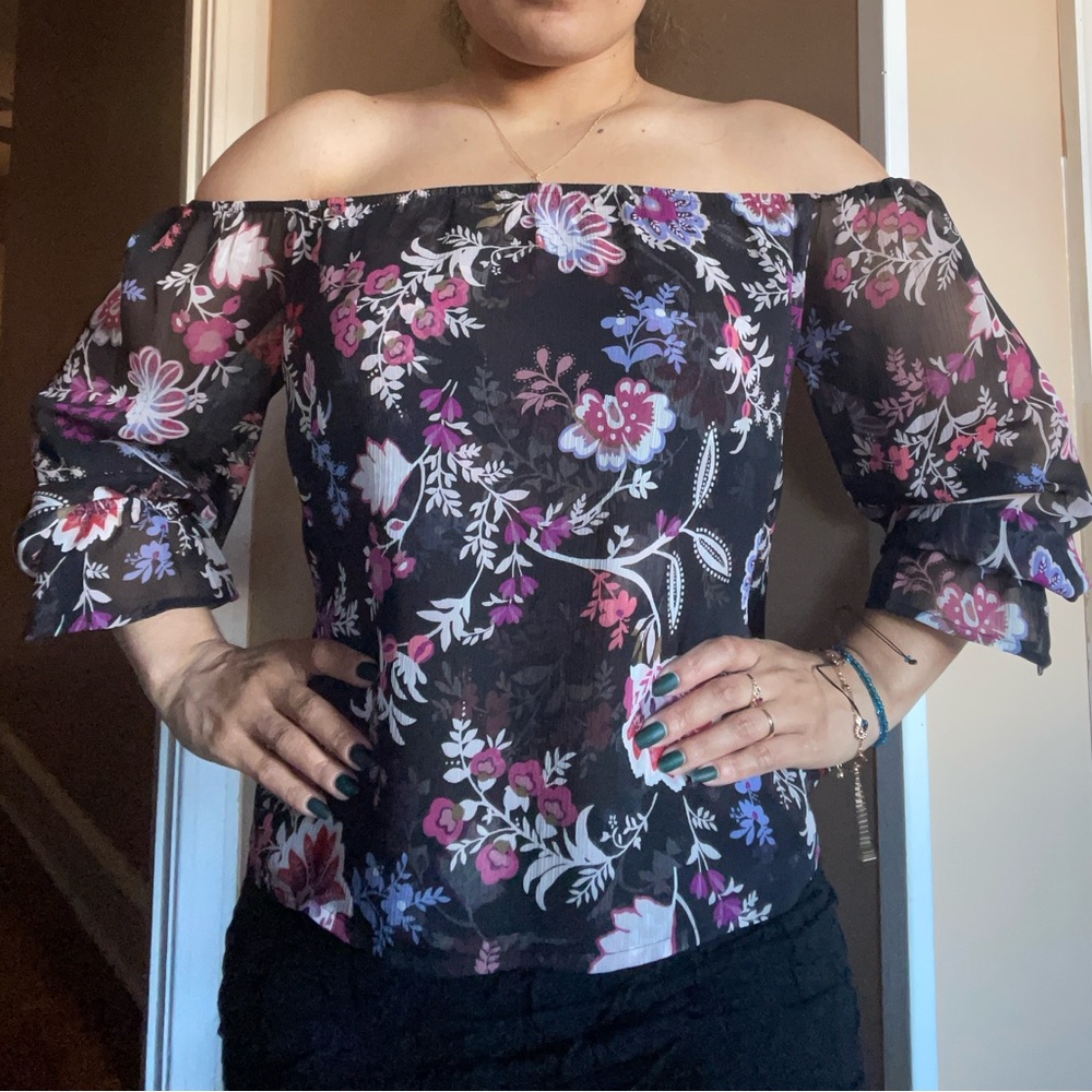 EXPRESS Off Shoulder Floral Sheer Top XS